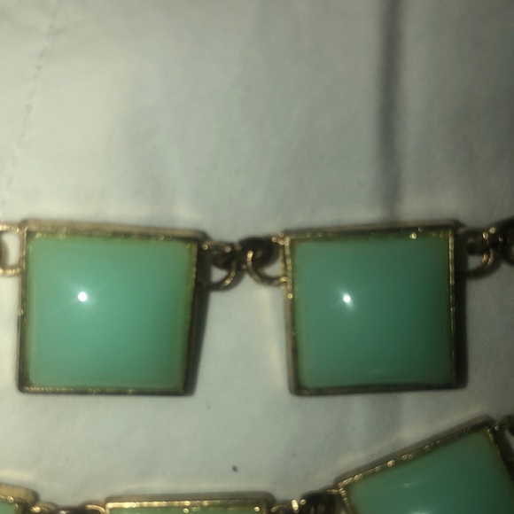 Turquoise squared necklace - Picture 4 of 6